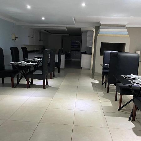 Esther Palace Thohoyandou Esterno foto