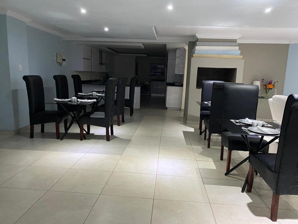Esther Palace Thohoyandou Esterno foto